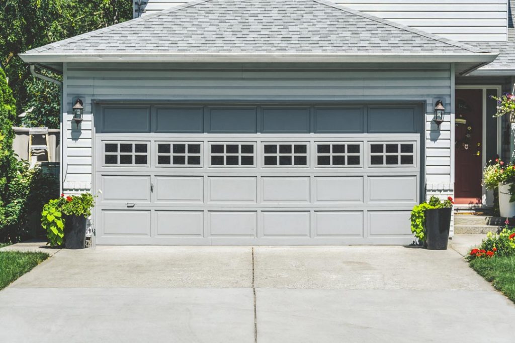 How to Seal a Garage Door From the Inside